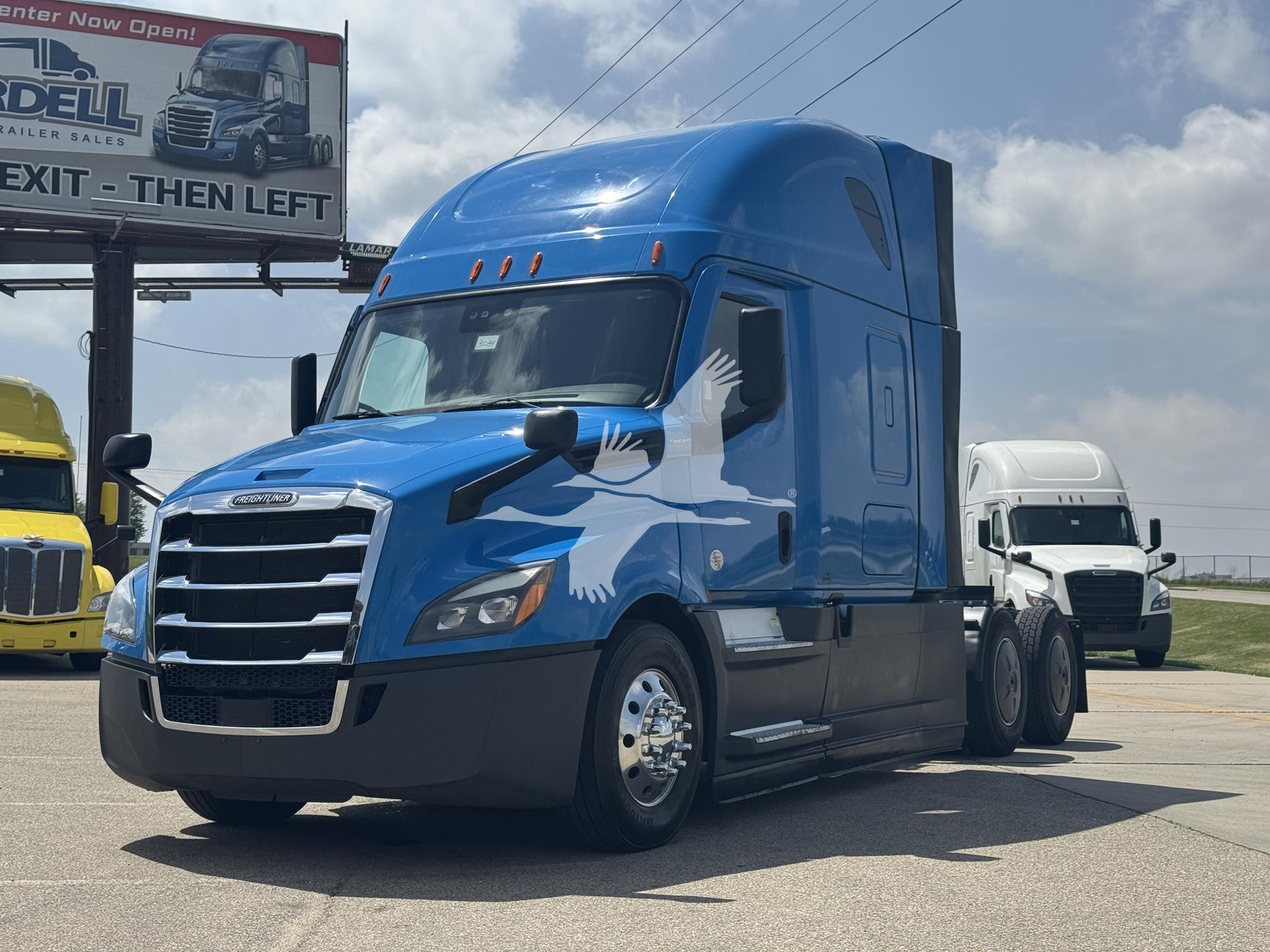 2023 Freightliner Cascadia 126