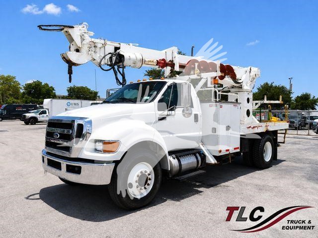 2015 Terex Commander