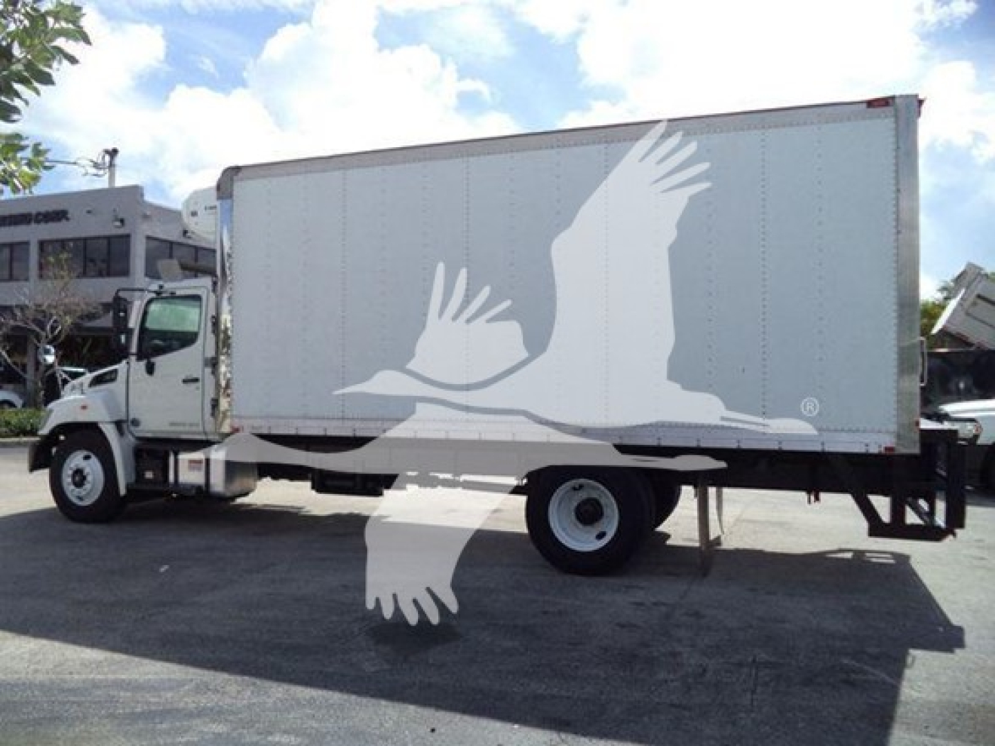 2015 Hino 268A refrigerated truck side view showing stock number 200153R, VIN 5PVNJ8JP1F4S51284, category Refrigerated, used vehicle.