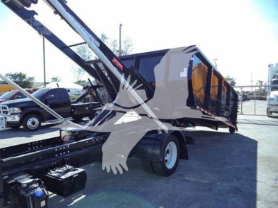 Isuzu NRR truck with roll-off bed and hydraulic lifting mechanism showing VIN JALC4W163L7011138 and stock number T00964.