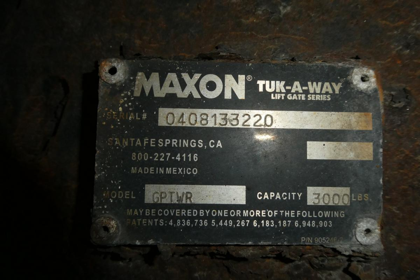 Maxon lift gate serial plate showing serial 0408133220, Santa Fe Springs CA, model GPTWR, capacity 3000 lbs