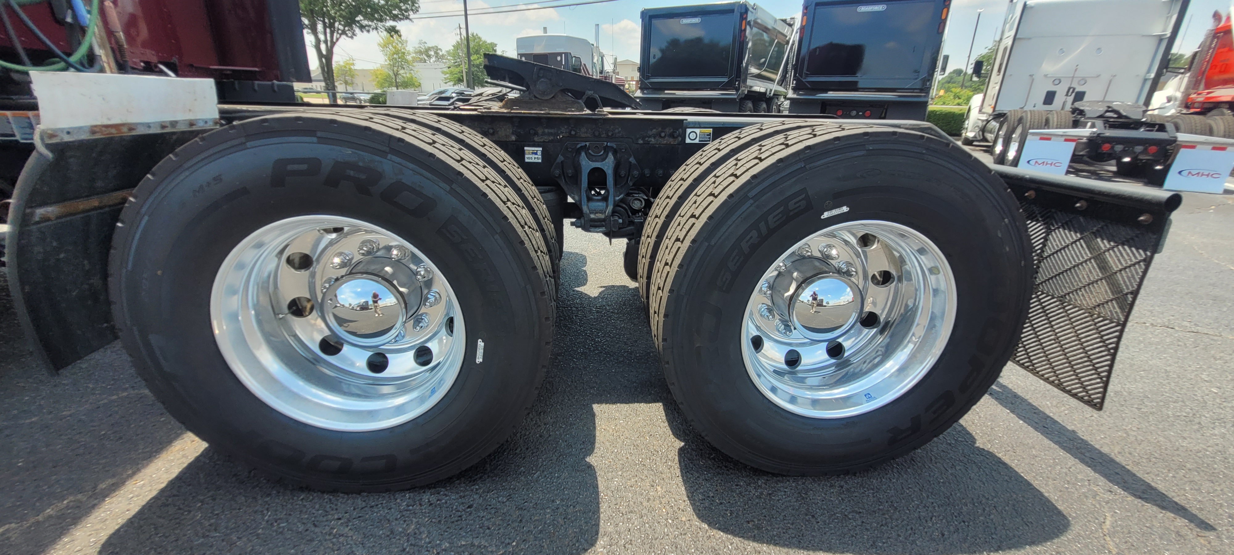 2023 Kenworth T680