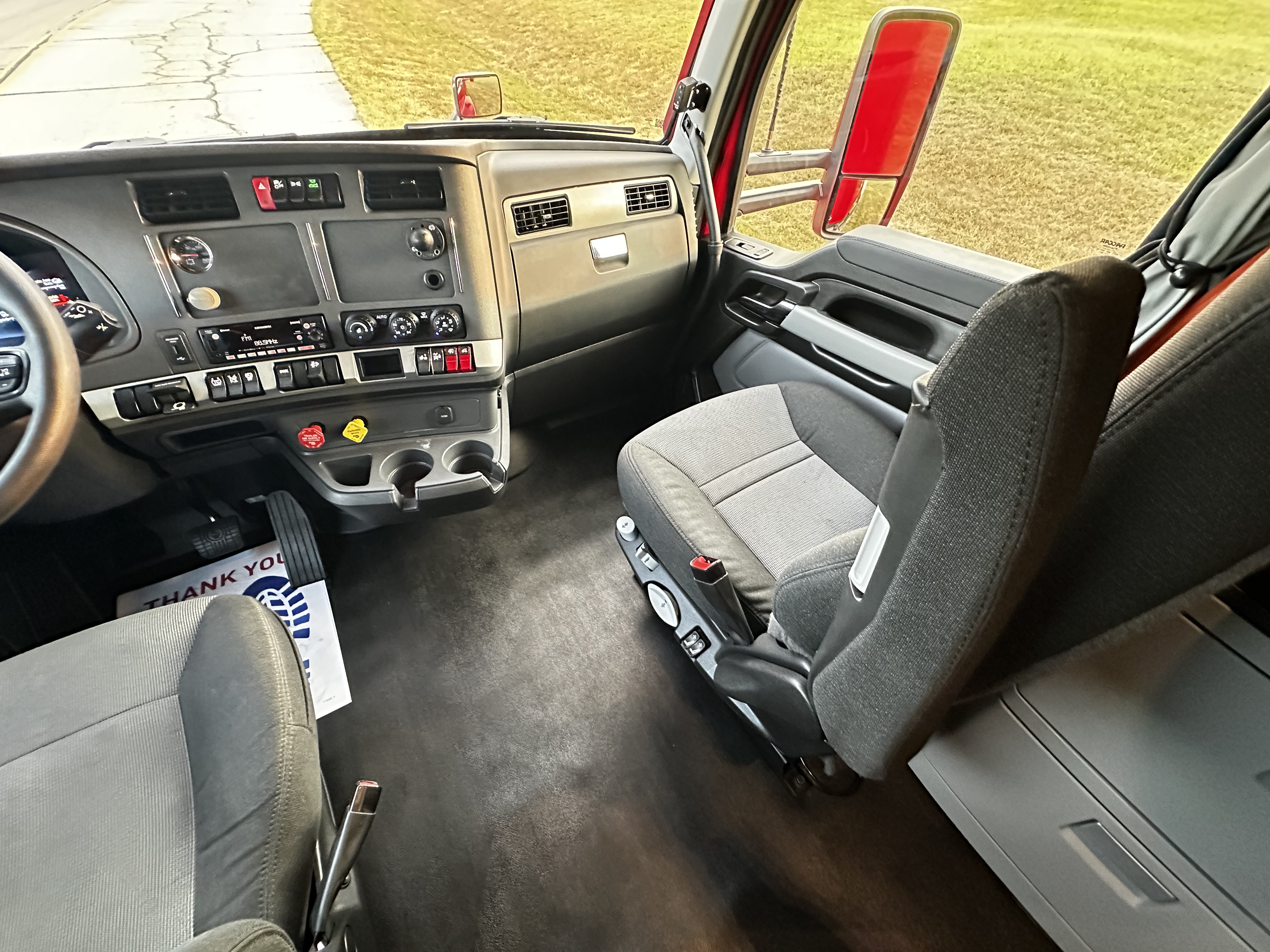2023 Kenworth T680