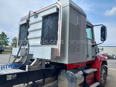 Mack Pinnacle cab and chassis showing rear view with aluminum tail and hoses, VIN 1M1AW02Y3EM036674, stock 23029-11.