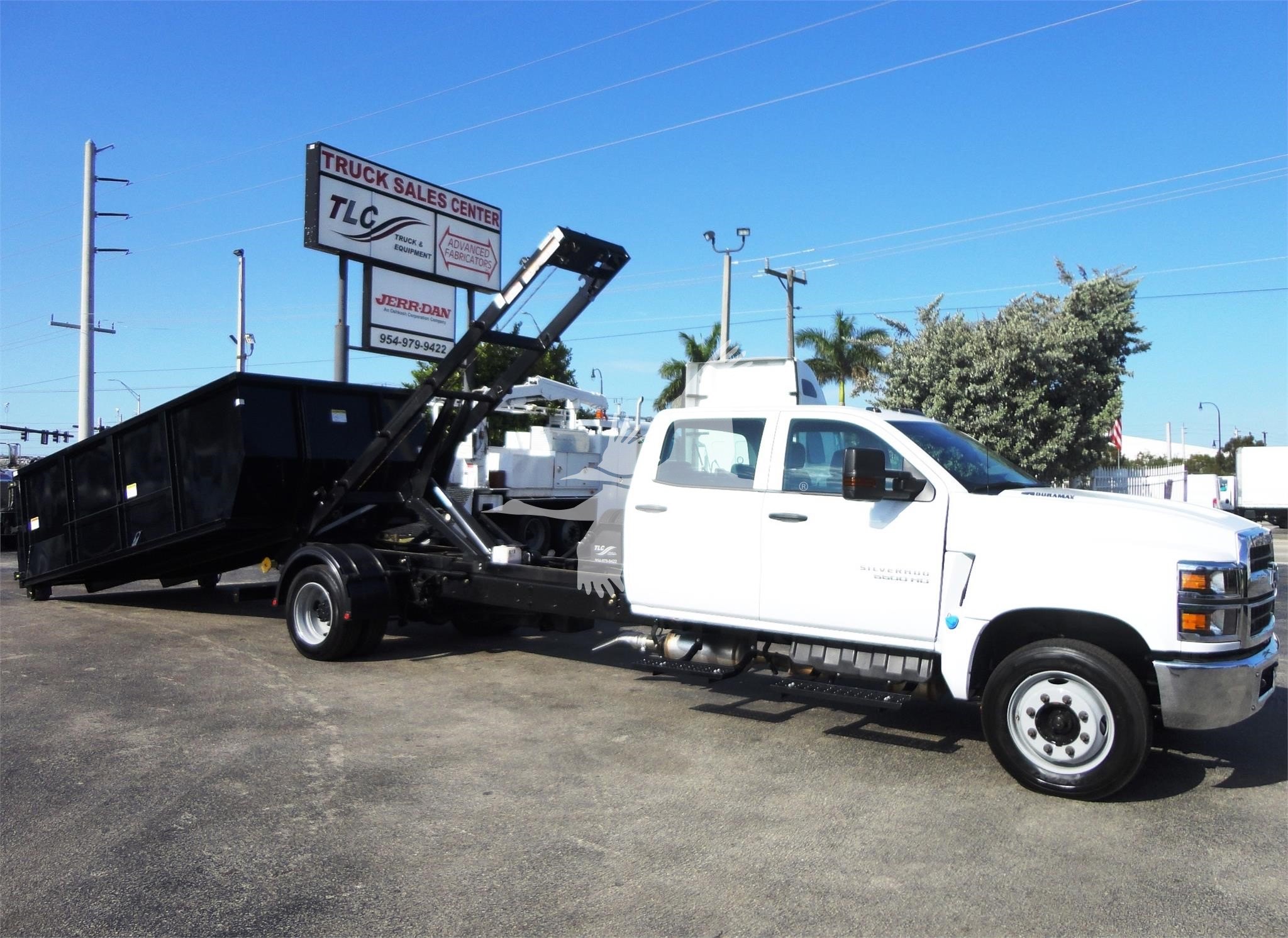 2023 Chevrolet Silverado 5500HD