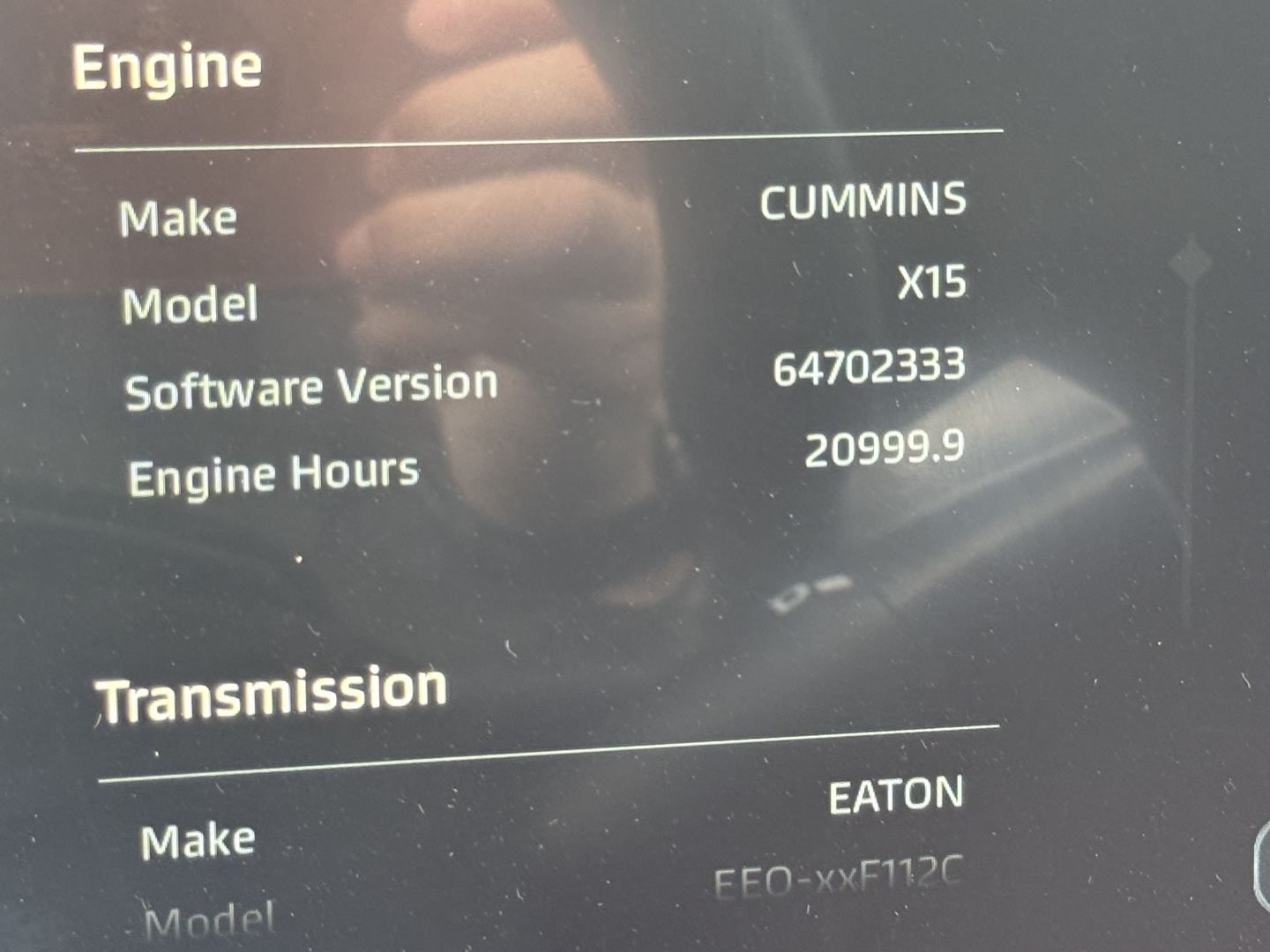 Engine: Make CUMMINS, Model X15, Software Version 64702333, Engine Hours 20999.9; Transmission: Make EATON.