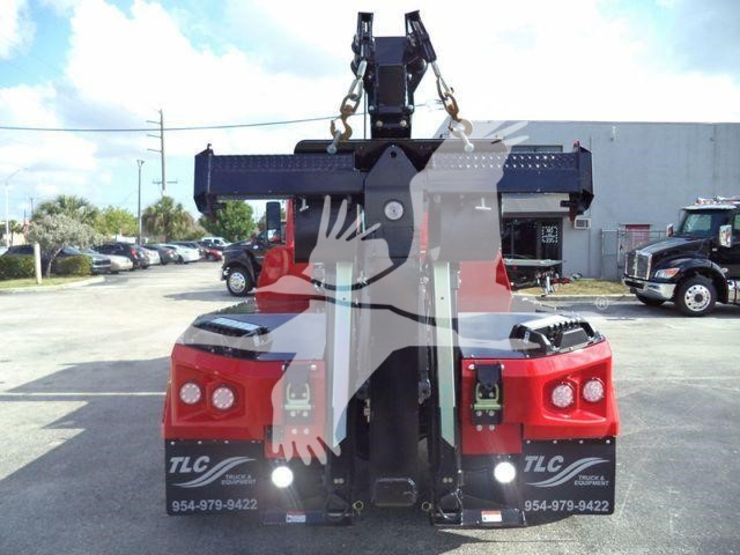 Winch-equipped truck front view with heavy-duty crane mounting and two red vehicle housings visible on either side; MPL60MVEXCABRED stock label in listing details.