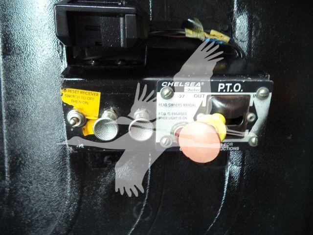 2006 Freightliner M2 106
