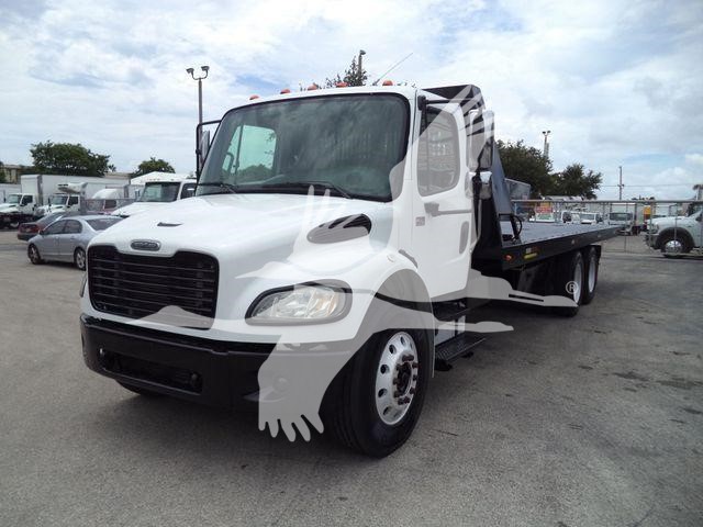 2006 Freightliner M2 106