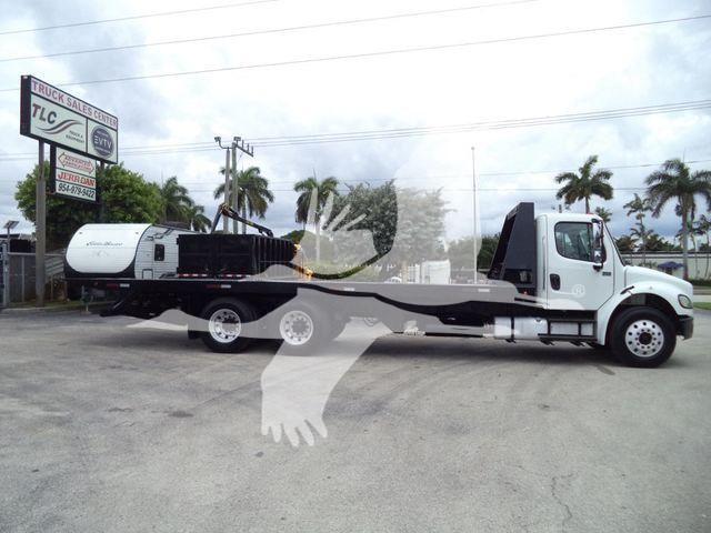 2006 Freightliner M2 106