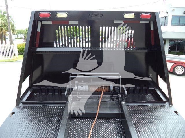 2006 Freightliner M2 106