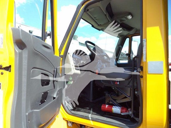 2019 International Durastar 4300