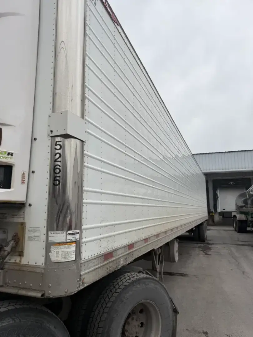 Great Dane Everest multi-temp refrigerated trailer side and rear with VIN 1GR1A0628LB201606 visible on door post and side panel, step wheels and trailer door frames.