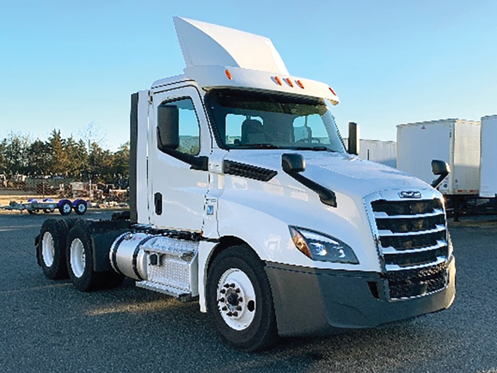Truck cab: 2019 Freightliner Cascadia 126 with white exterior, Daycab, front grille, and sleeperless cab, side view showing hood, mirrors, and dual rear axles.