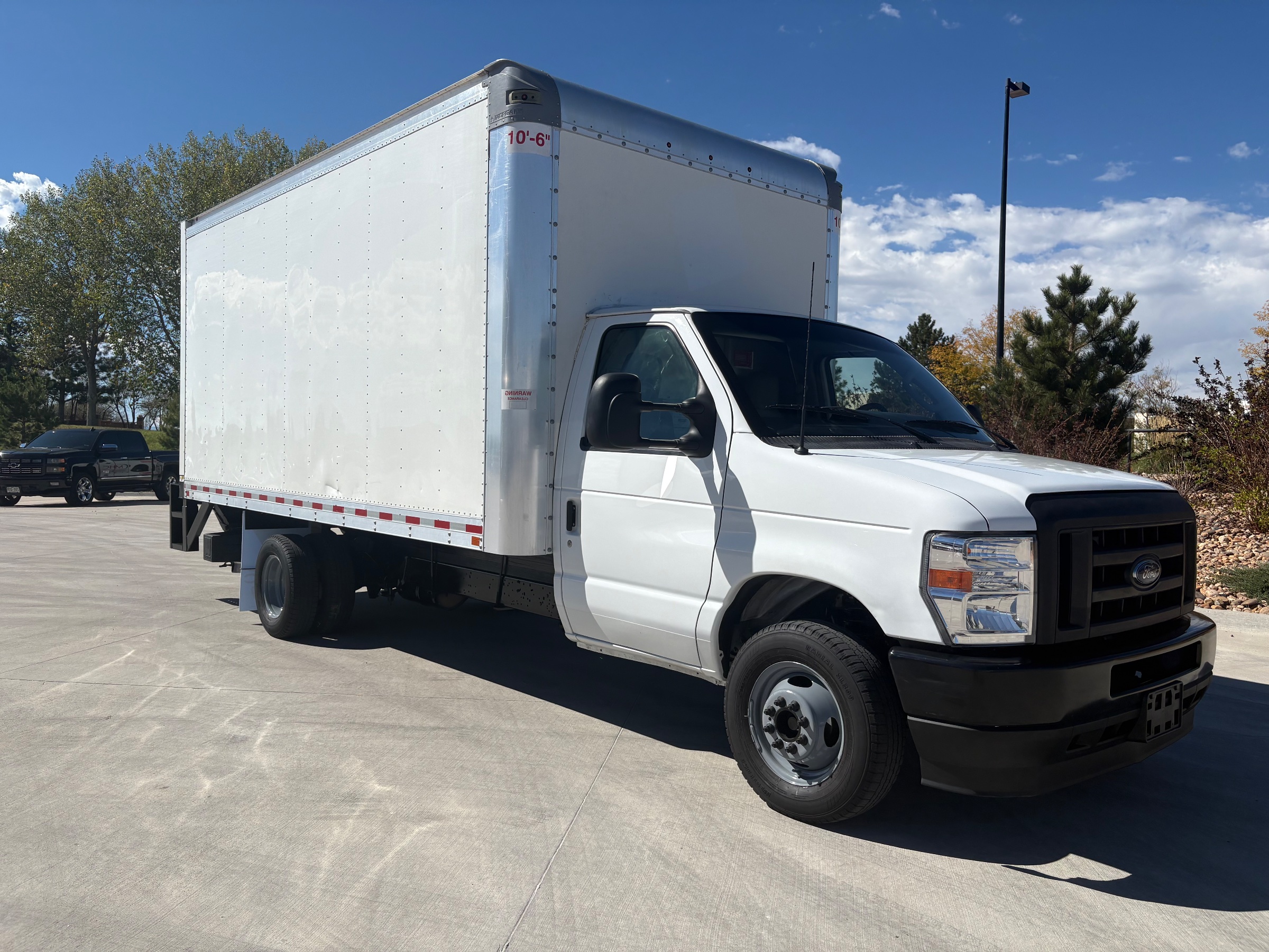 2024 Ford E350