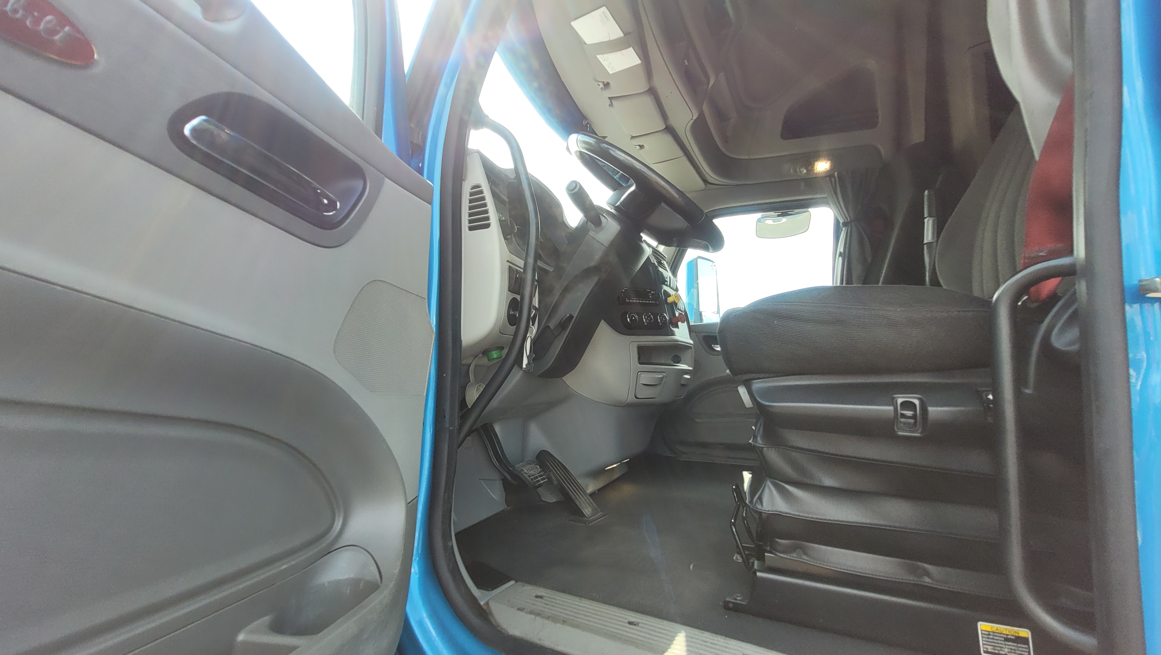 2022 Peterbilt 579