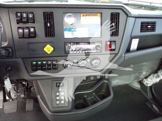 2025 Kenworth T280
