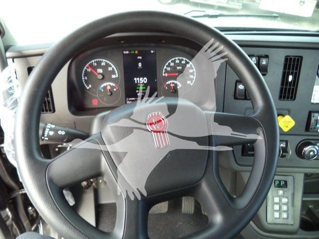 2025 Kenworth T280