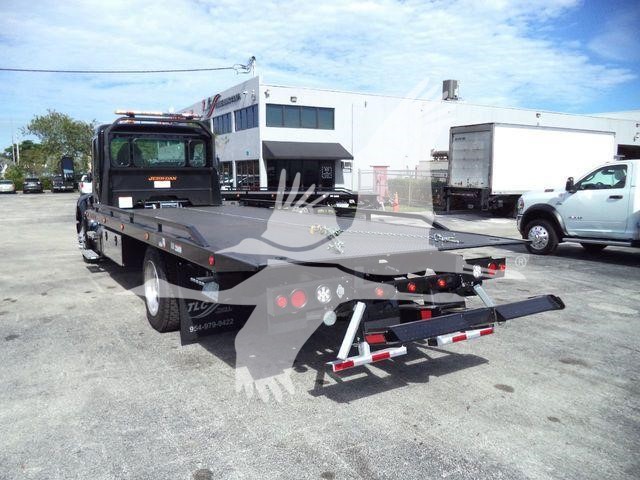 2025 Kenworth T280