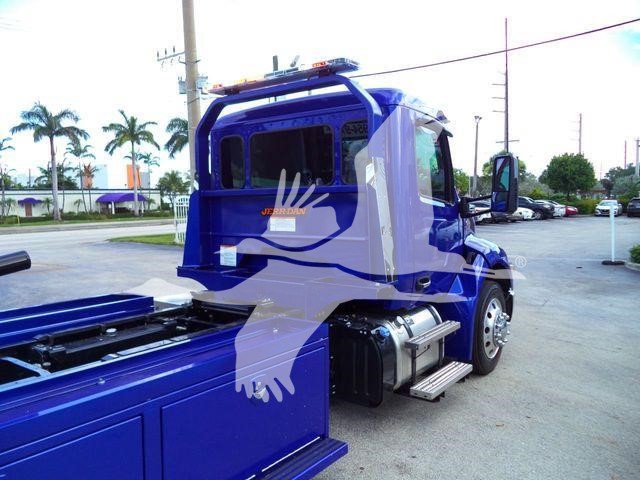 2025 Peterbilt 536