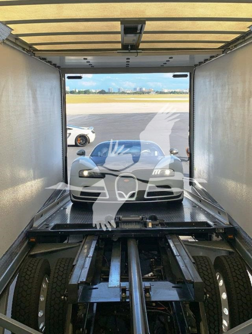 Peterbilt 337 rollback truck interior view with cab and未 names? (literal text from image not legible)