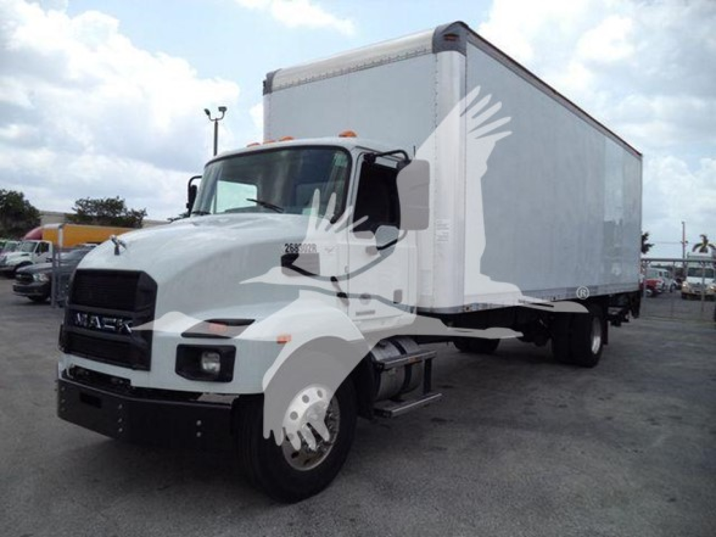 Box truck in cab-forward view showing 2023 Mack MD7 with white cab and box, VIN 1M2MDBAB3PS071396, stock 268302R, used vehicle.