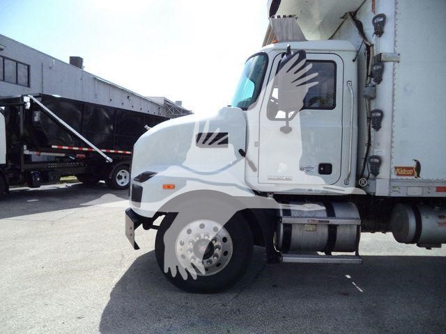 2023 Mack MD6
