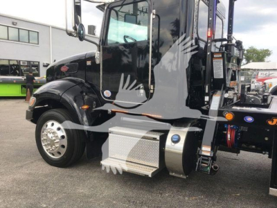 Peterbilt 337 truck side view with rollback equipment and stepside access, stock STEPSIDE337SRS