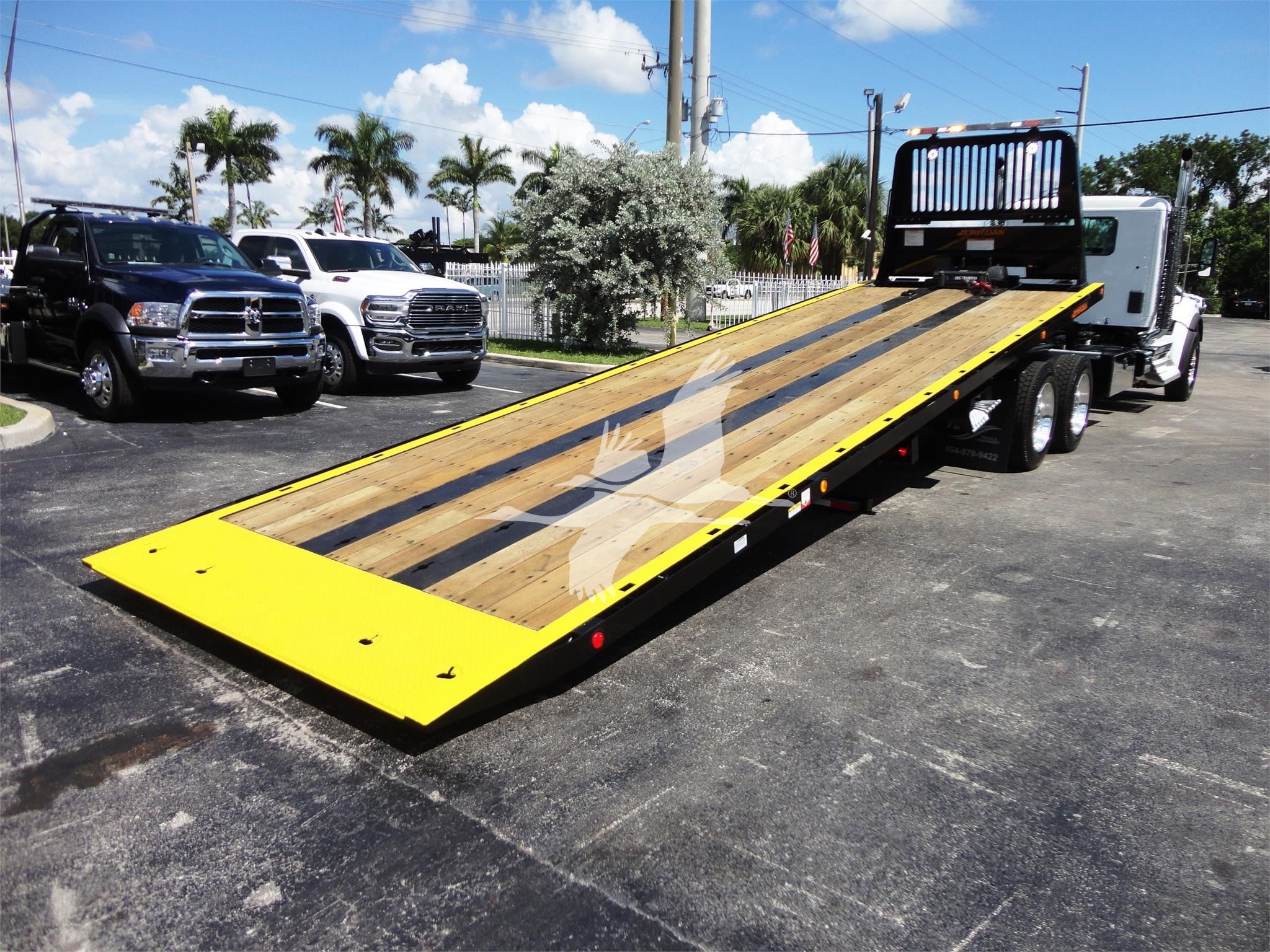 2022 Kenworth W900