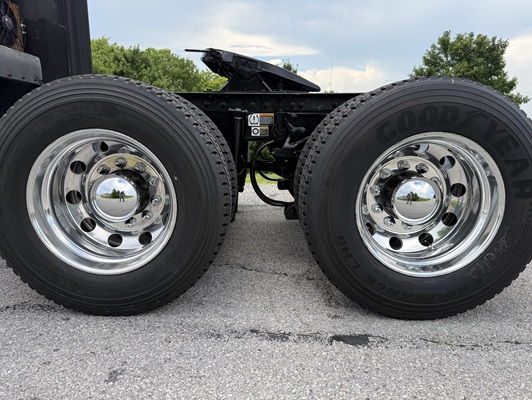 2022 Peterbilt 579