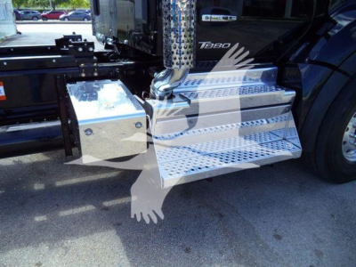 Kenworth T880 side view showing polished aluminum work steps and fuel/air intake platform with perforated steps and chrome exhaust stack.