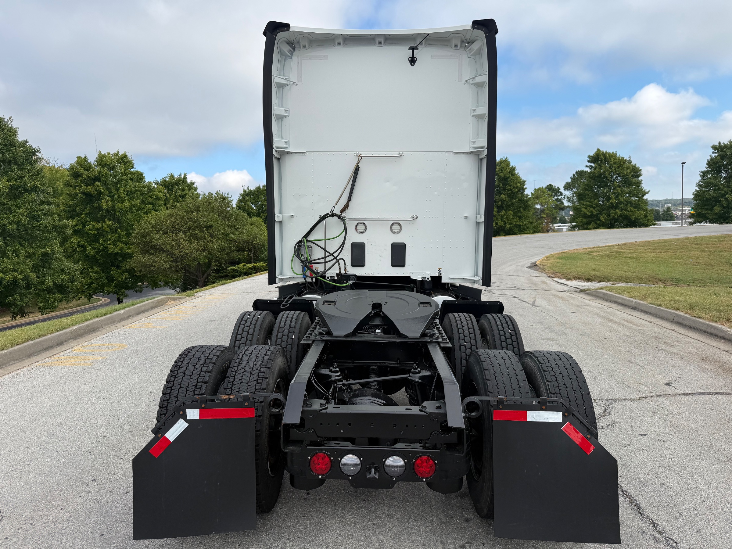2022 Kenworth T680