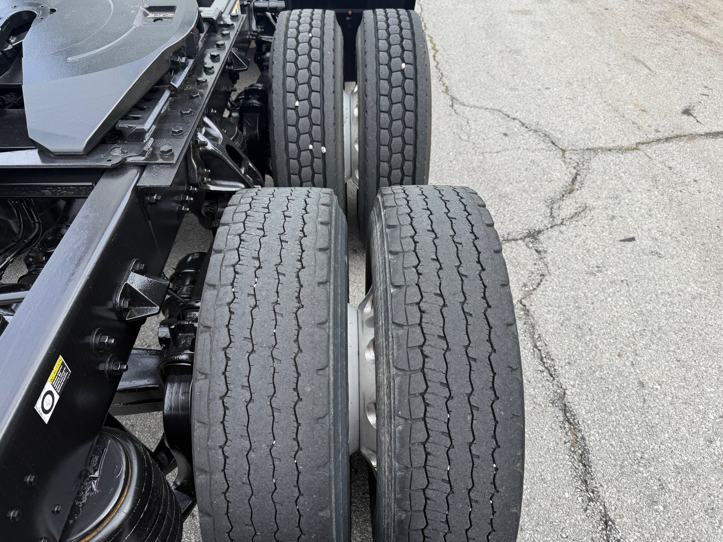 2022 Kenworth T680