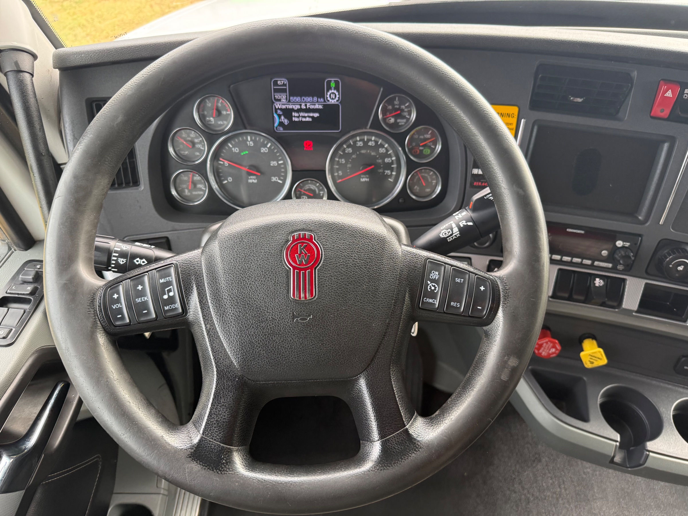 2022 Kenworth T680