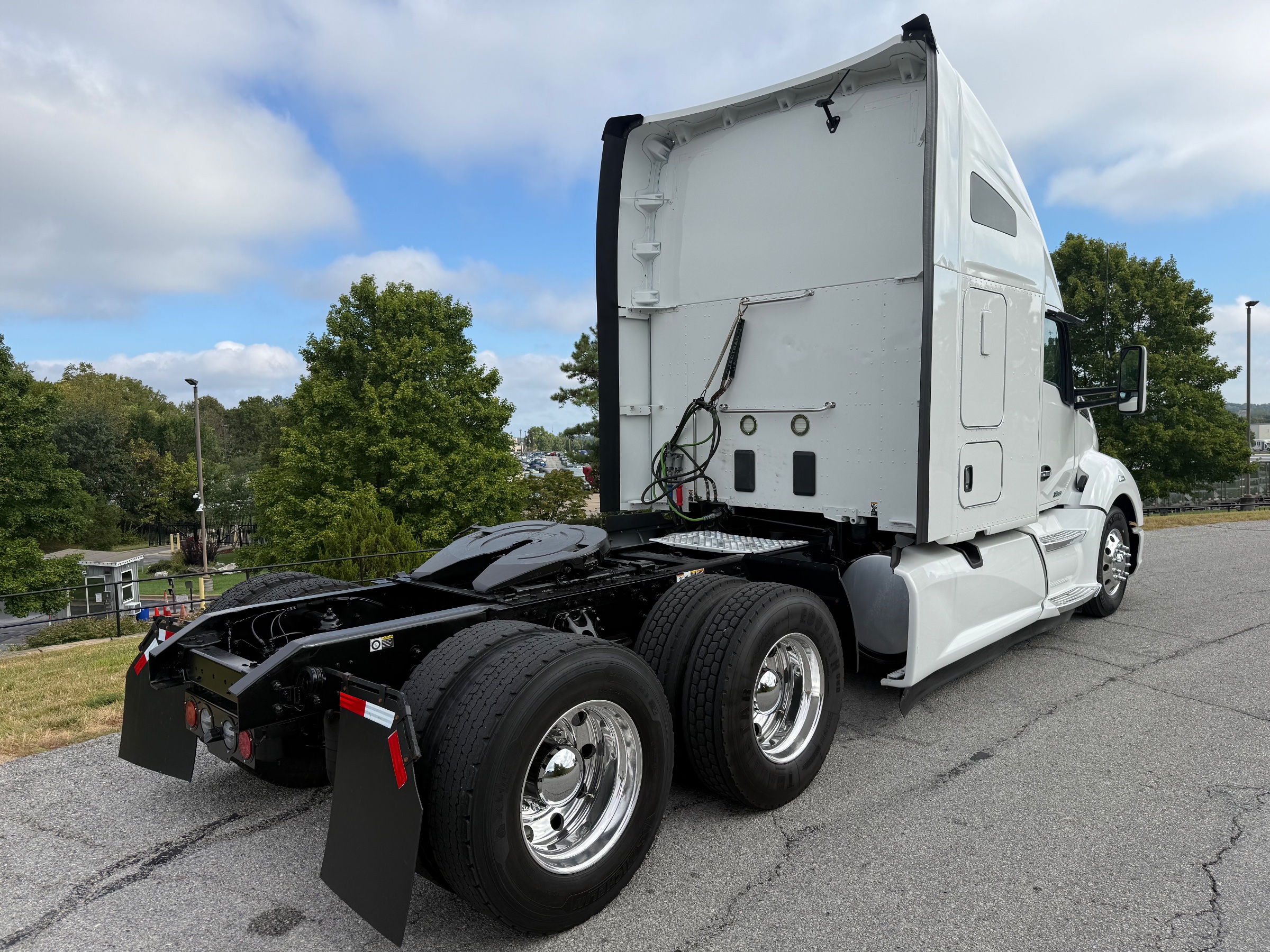 2022 Kenworth T680