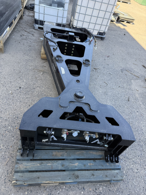 Trailers: 55 ton 8'-6'' Alpha Spreader Bar front view showing attachment pins and hydraulic manifolds on a lowboy trailer component.