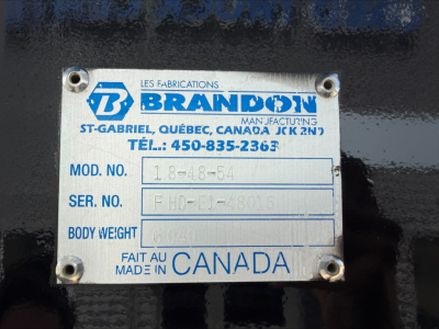Plate on Mack GR84F showing BRANNDON branding plate with Mod. No. 18-48-54, Ser. No. FHD-E9-48016, Body Weight 6000, Made in Canada.