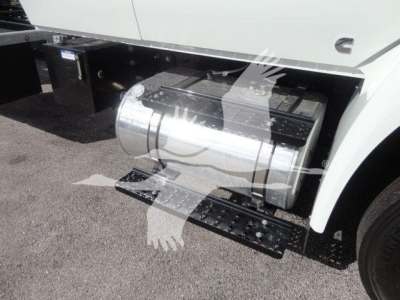 Fleet truck fuel tank and side step on a International MV truck.