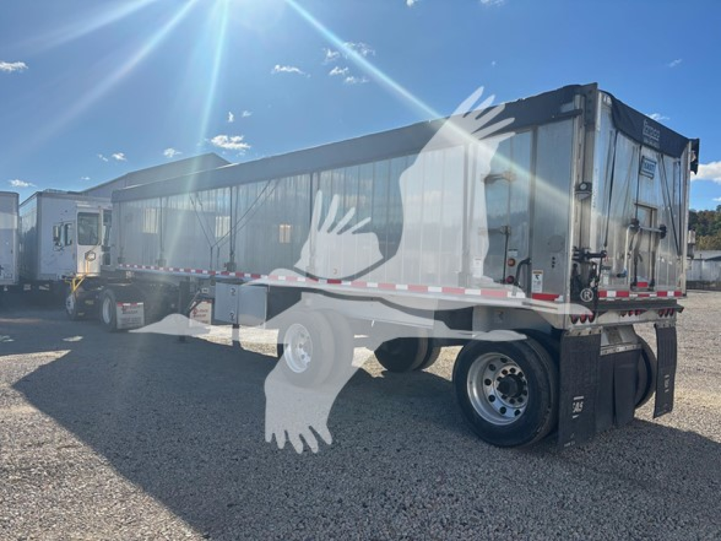 Trailer dump bed or trailer combination showing 2014 East Hybrid with VIN 1E1D2U288ER049667 and stock number 7487 in a used category