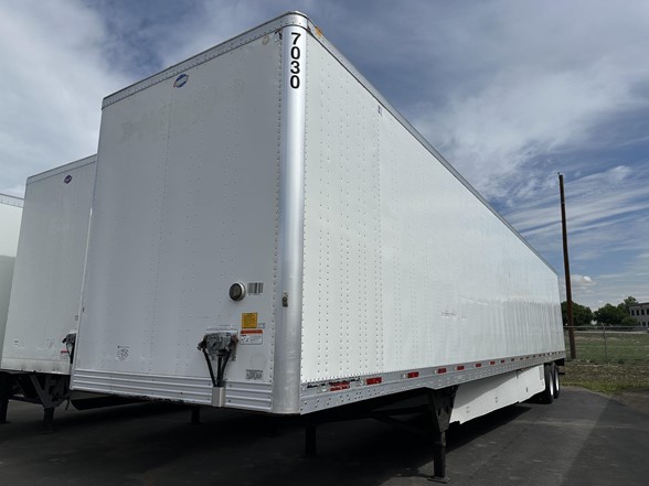 2016 Utility 4000Dx