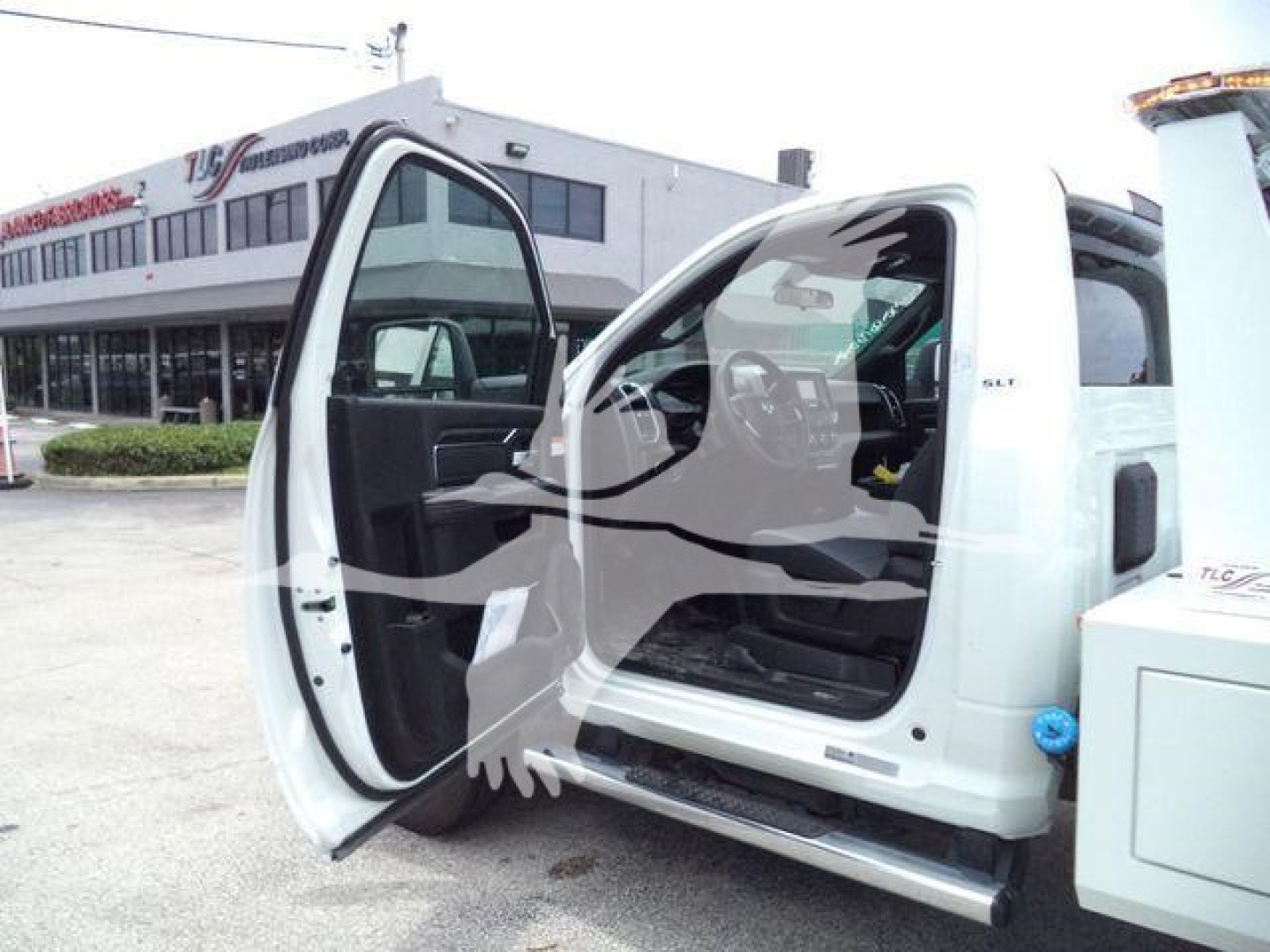 Ram 4500 SLT cab door open showing interior and dashboard, Winch category truck, stock J98294FM