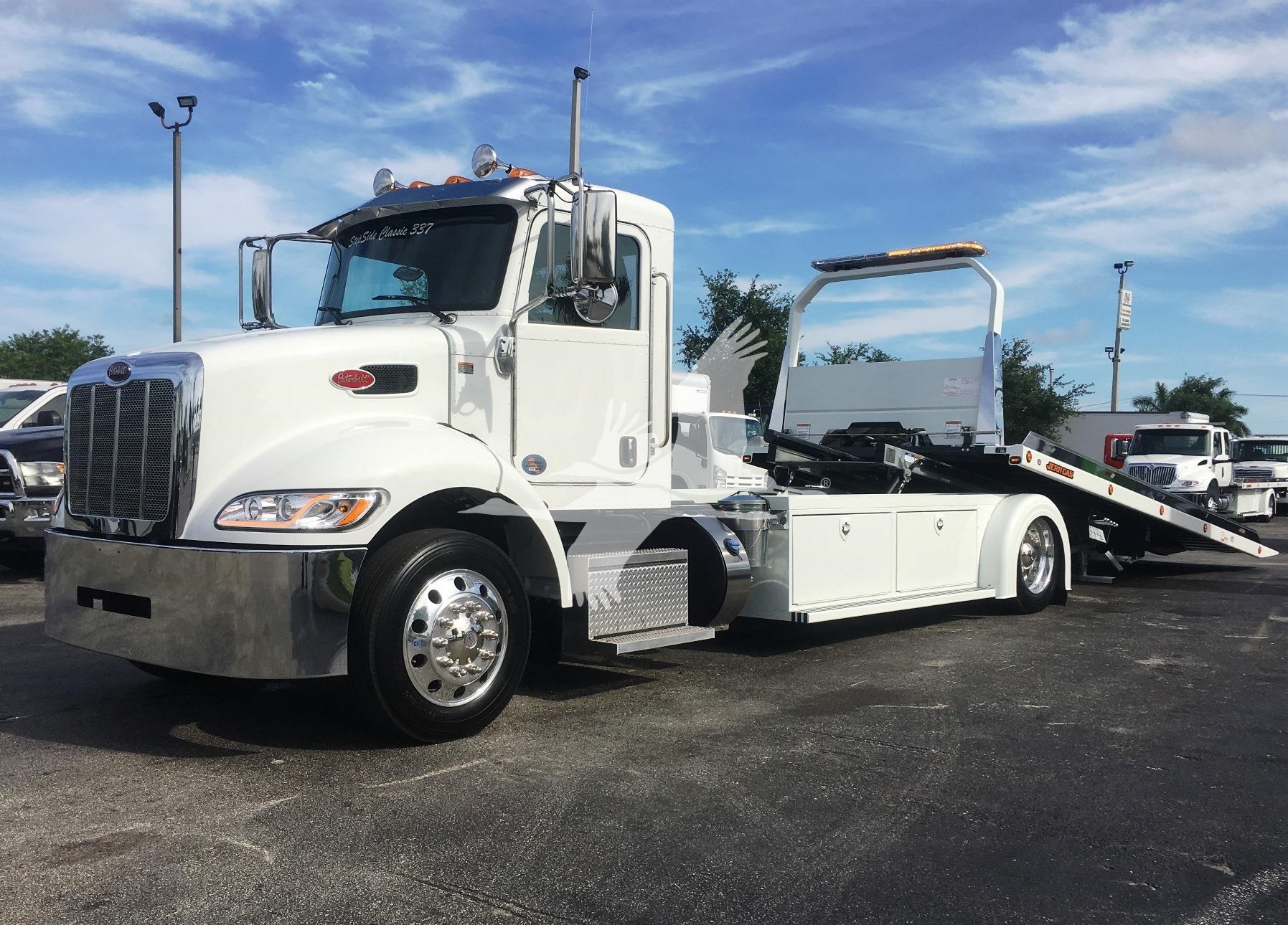 2022 Peterbilt 337
