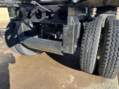 Ranco LW21-40 trailer rear axle area showing dual tires and undercarriage with mounting brackets and beam.