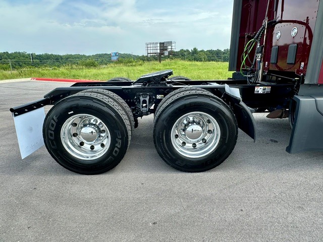 2023 Kenworth T680