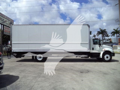 2019 International 4300 box truck side view showing cargo box and cab with a watermark image overlay.