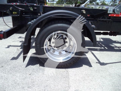 Peterbilt 536 trailer front section showing wheel, fender and undercarriage components