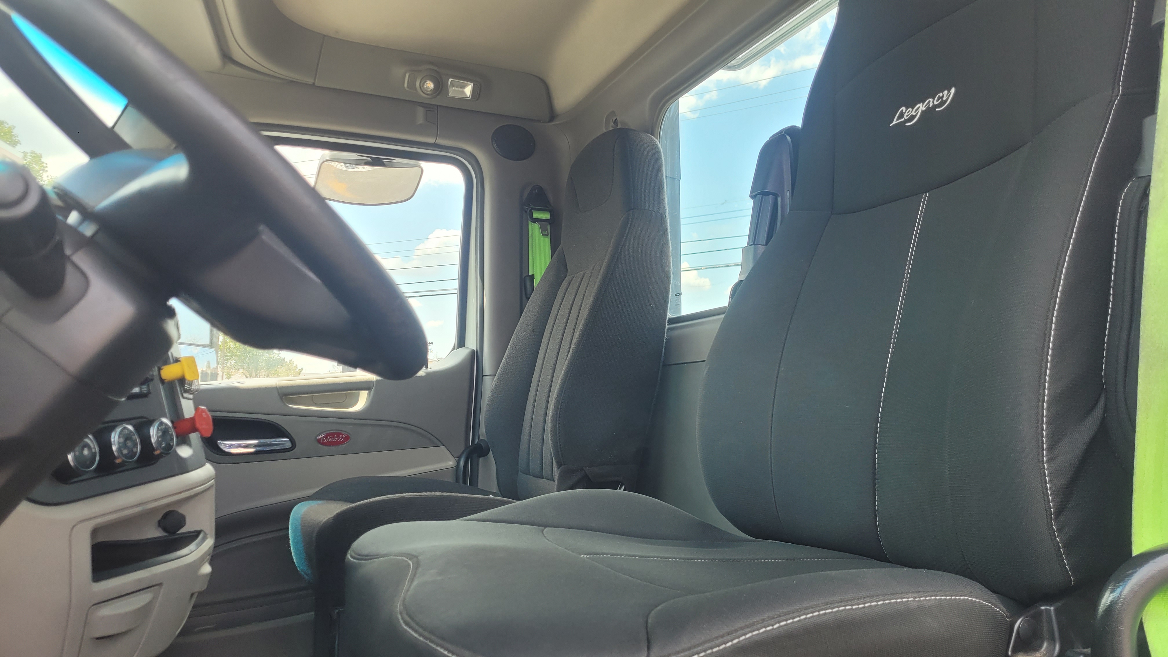 2021 Peterbilt 579