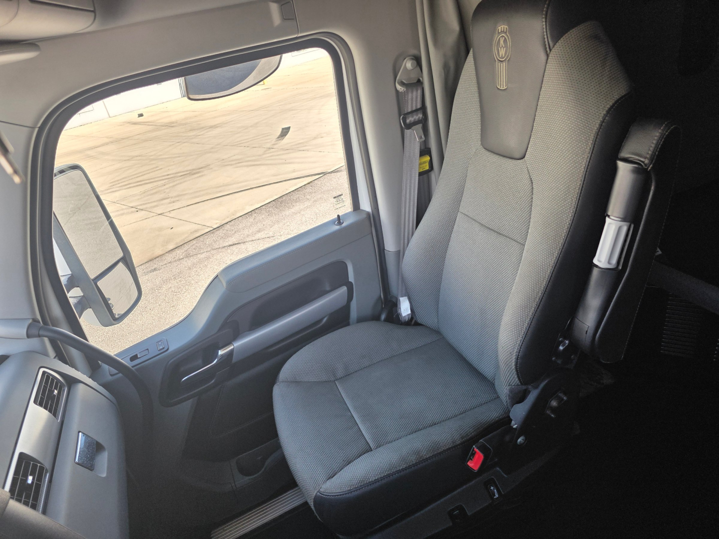 Kenworth T680 truck interior seat and door panel