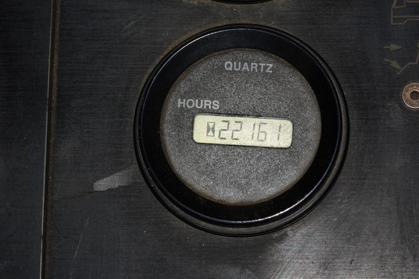 Quartz hours gauge showing HOURS 022161 with small digital display reading 022161.