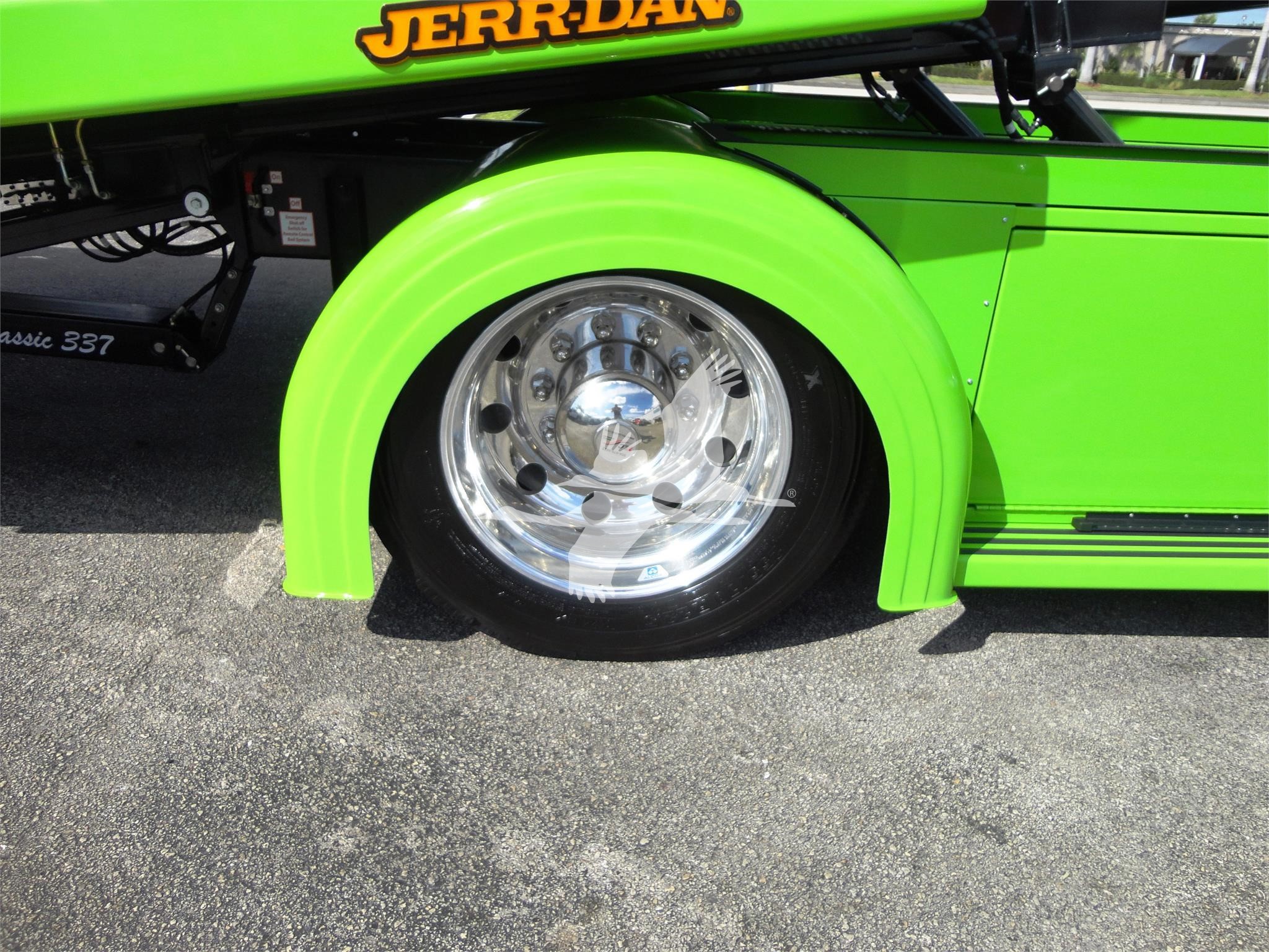 2022 Peterbilt 337